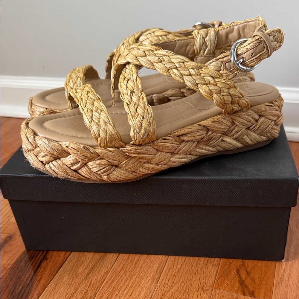 Marc Fisher Braided Natural Sandals 8.5 M